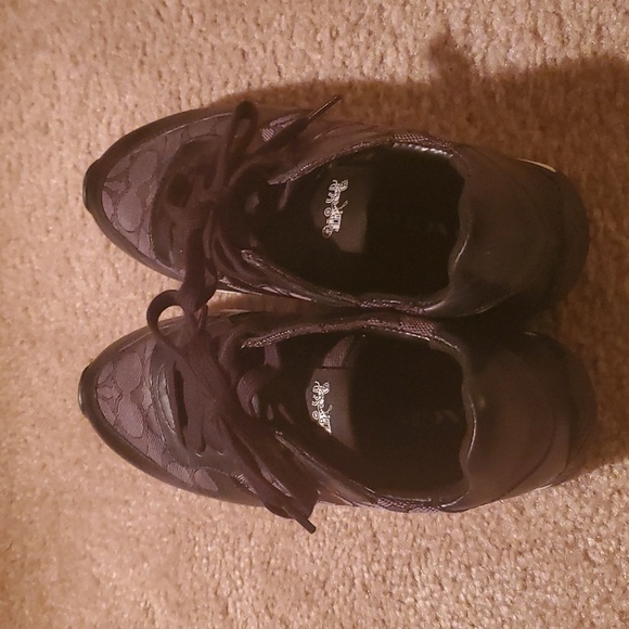 Coach Signature Sneakers, Sz.8 - Picture 3 of 6